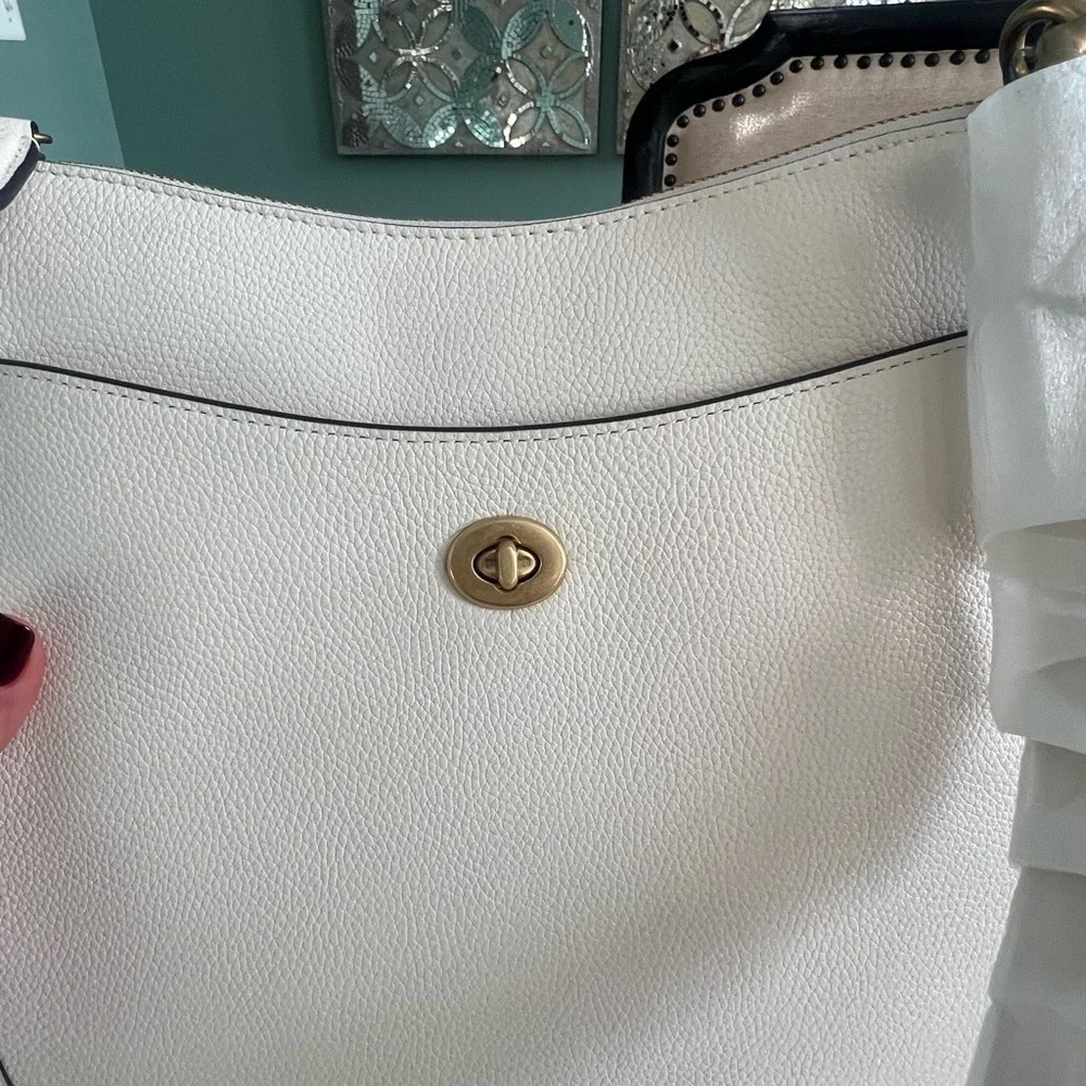 NWT Coach Polished Pebble Leather Chaise Crossbody